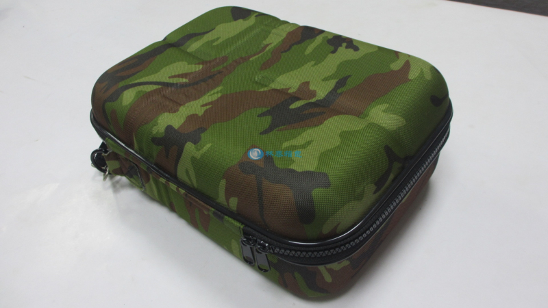 LTK-022 迷彩戶外工具包轉角細節(jié)